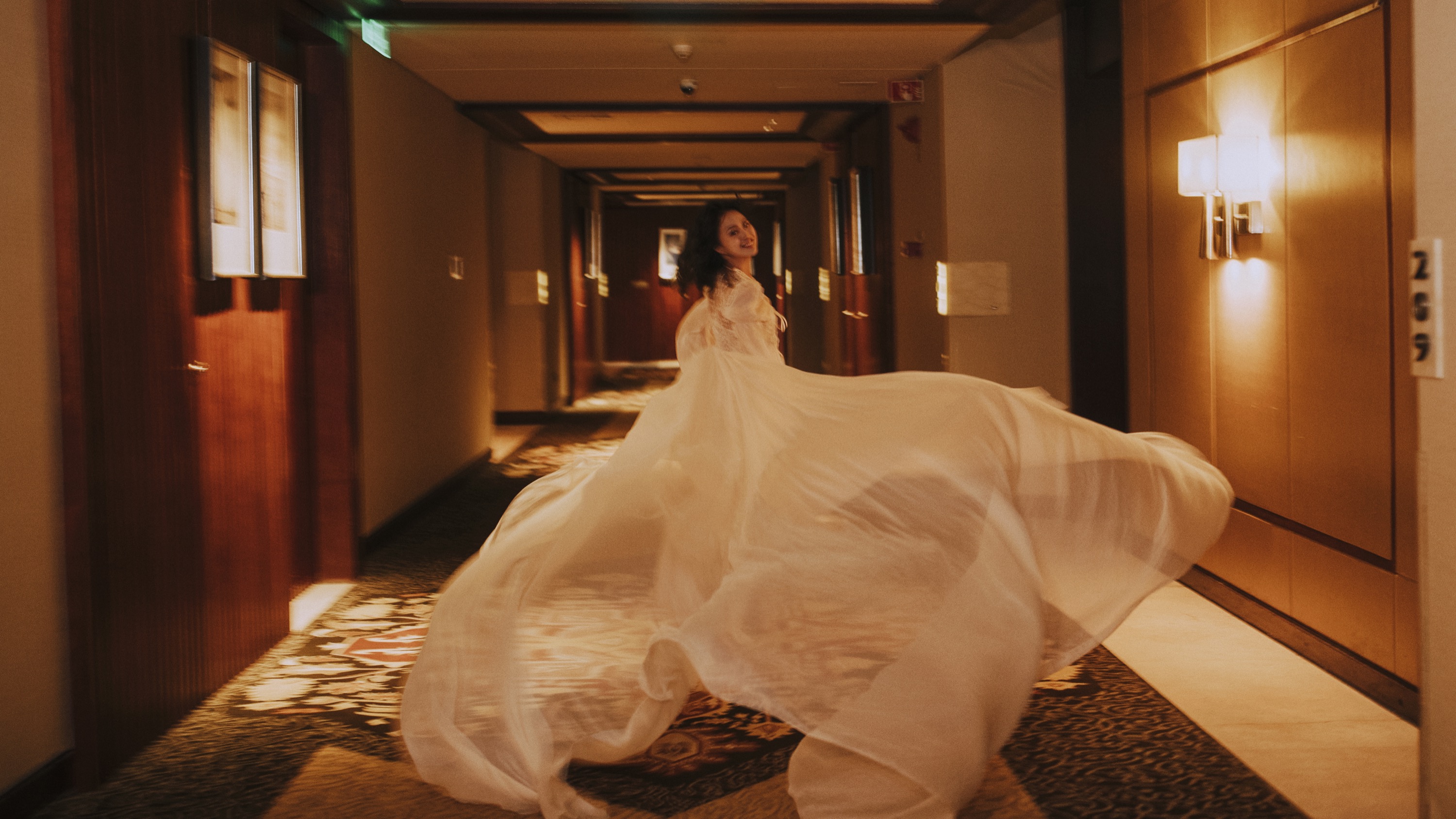 QINGFENG selected wedding photograph 3